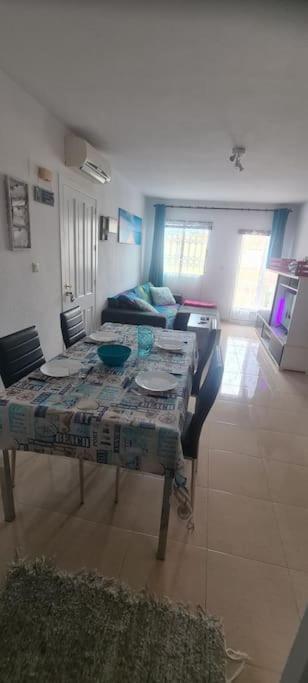 Bungalow Avec Piscine Torrevieja Exteriér fotografie